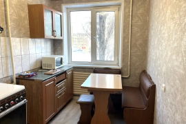 2 к.кв. ул. Тельмана д.8 
